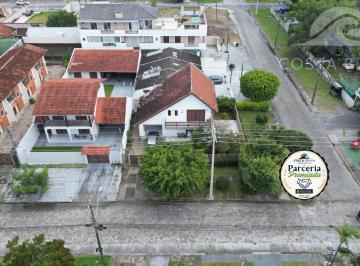 Casa · 178m² · 3 Quartos · 2 Vagas · Sobrado em Caiobá  -  Matinhos