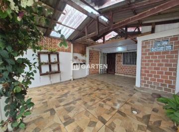 Garagem · Casa com 3 Quartos apenas 400m da Praia