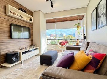 Apartamento · 74m² · 2 Quartos · 1 Vaga · Apartamento de 2 quartos com sacada e 1 vaga à venda na Cidade Baixa