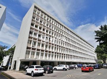 Apartamento de 2 quartos, Brasília · SQS 107 ASA SUL, 2 QUARTOS (1 SUÍTE), 1 ANDAR, PRÉDIO COM ELEVADOR!