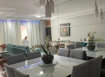v3823a.jpg · Apartamento à venda no Centro com 2 quartos