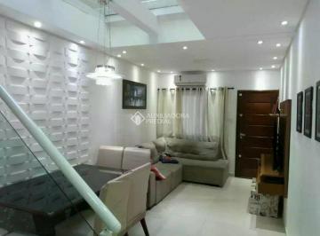 Casa · 105m² · 3 Quartos · 2 Vagas · Seu novo lar espera por você na charmosa Vila Marina, em Santo André!