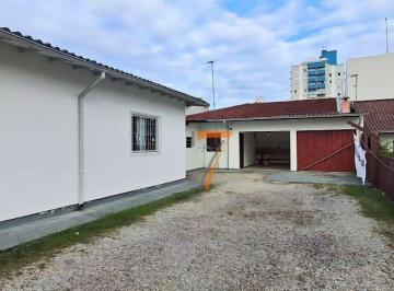131975e5f847bbc0c636ea6f9fcaa996976db25b · Casa com 1 dormitório à venda, 130 m² por R$ 650.000 - Centro - Biguaçu/SC