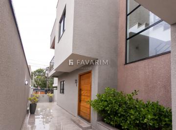 Casa · 171m² · 3 Quartos · 4 Vagas · Sobrado novo em estilo Boulevard ao lado da Igreja