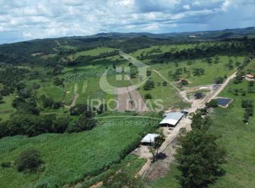 202605182025537902.jpg · Fazenda para Venda em Fortuna de Minas, 3 dormitórios, 2 banheiros, 2 vagas