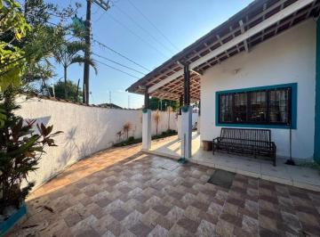 Casa de 3 quartos, Itanhaém · Casa com 3 dormitórios à venda - 81.9 m² - Palmeiras - Itanhaém/SP