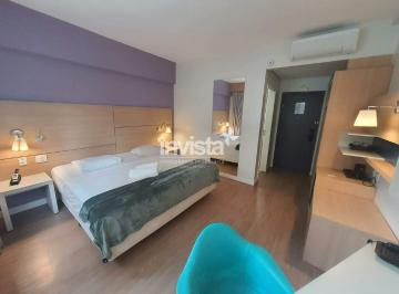 Apartamento · 25m² · 1 Quarto · Studio para Aluguel na Pompéia (Santos) – 25m² | Lazer e Segurança