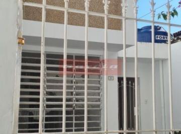 Casa · 91m² · 3 Quartos · 1 Vaga · Casa de vila, com 3 dorm, sala, coz, 2 wcs, quintal, 1 vaga, area de serviço. Oprtunidade