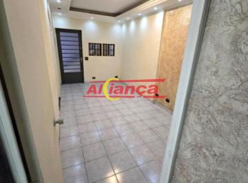 Casa · 175m² · 2 Quartos · 2 Vagas · Casa com 175m² à locação no Macedo, 2 quartos, suite, 2 vagas + sala ampla - Guarulhos/SP - R$3500