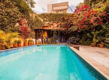 Casa · 300m² · 4 Quartos · 5 Vagas · Casa Residencial no Morumbi - 4 Dormitórios (2 Suítes)