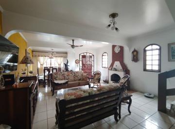 Casa · 246m² · 4 Quartos · 5 Vagas · Sobrado frontal na região da Penha
