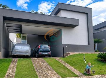 Casa · 198m² · 3 Quartos · 4 Vagas · Casa de Condomínio em Rio Abaixo - Atibaia, SP