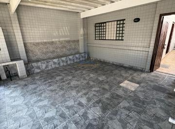 Casa · 62m² · 1 Quarto · 2 Vagas · Casa Térrea 1 dormitório na Guilhermina - Lado praia! ACT3700