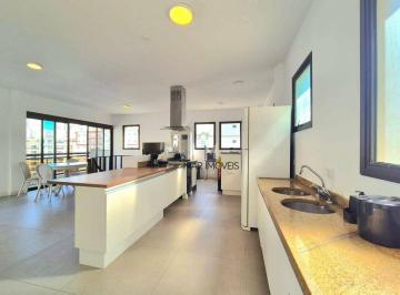 0adef5e10bb22ad74fb3cf6ea7698248da6884b6 · Cobertura Duplex em excelente localização na região da praia das Pitangueiras no Guarujá!