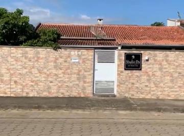 Casa · 154m² · 5 Quartos · 3 Vagas · Linda Cada sozinha no terreno, na praia de Barra Velha