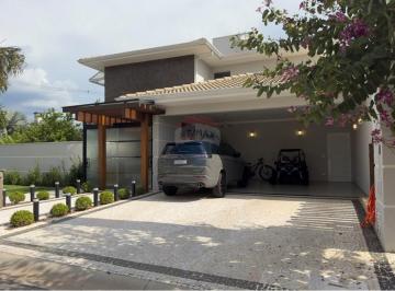 Casa · 360m² · 3 Quartos · 4 Vagas · Casa para alugar no condomínio em Atibaia com 3 suítes e piscina