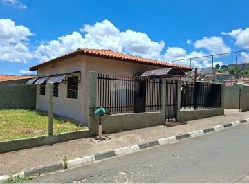 Casa · 100m² · 2 Quartos · 6 Vagas · CASA a venda em SERRA NEGRA 99,5 M2 ÁREA CONSTRUÍDA, 210M2 ÁREA TOTAL , 06 VAGAS NA GARAGEM, SALA