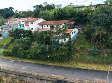 Apartamento · 289m² · 6 Quartos · Ótima renda - imóvel com 3 pavimentos e entradas independentes , 380m2 área total, 289 m2 área const