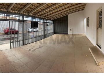 Casa · 150m² · 3 Quartos · 3 Vagas · QUADRA 43 SETOR CENTRAL