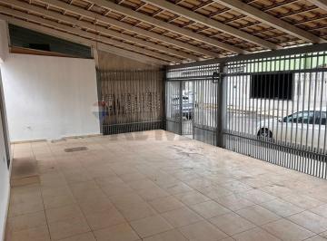 Casa · 150m² · 3 Quartos · 3 Vagas · QUADRA 43 SETOR CENTRAL ACEITA FINANCIAMENTO