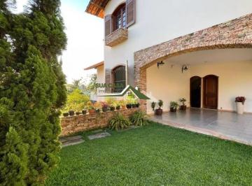 Casa · 280m² · 6 Quartos · 8 Vagas · Casa - 6 Quartos - 2 Suítes - 8 Vagas