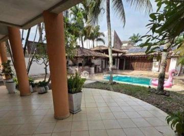 a7268c42c5619d2ffa4dfb286bd3b1bee8de989e · Casa Duplex à venda no MarAmar, 4 suítes, 3 vagas, à 300 metros da praia.