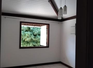 Apartamento · 51m² · 1 Quarto · 1 Vaga · Apartamento Quarto e Sala de 51m2 - Praia do Forte - Próximo da Vila