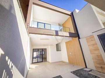 Casa · 145m² · 3 Quartos · 2 Vagas · Sobrado Alto Padrão 3 suítes, no Centro