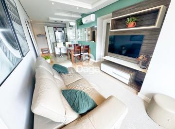 Apartamento · 82m² · 3 Quartos · 2 Vagas · Apartamento 3 dormitórios, sendo 1 suite - Trindade - Florianópolis