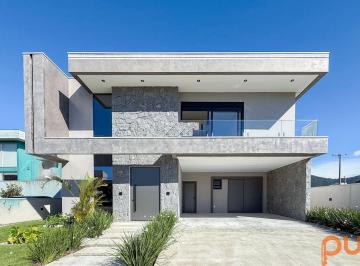 Casa · 261m² · 4 Quartos · 4 Vagas · Casa com 4 suítes semi mobiliado no Red Park, Ingleses / Florianópolis