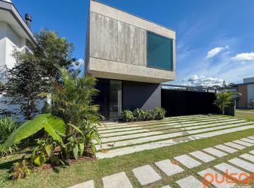 Casa · 265m² · 4 Quartos · 4 Vagas · Casa com 4 suítes a venda em Condomínio Fechado no Red Park, Ingleses / Florianópolis.