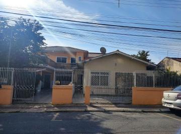 ce17fd950eb35207bcdaac2304e92556712c309b · Casa com 5 quartos e 4 vagas à venda no bairro Abraão, em Florianópolis.