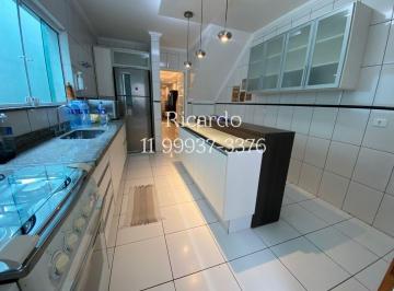 Casa de 3 quartos, São Paulo · Sobrado 180m² no Jardim Bonfiglioli 3 suítes 4 vagas Quintal com Churrasqueira