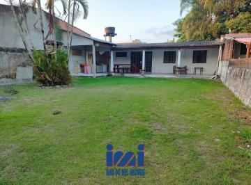 23601246_4.jpg · Casa com amplo terreno em Shangri-lá a venda