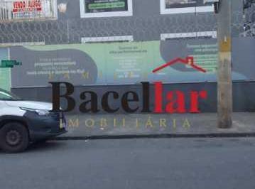 Comercial · 700m² · Prédio : / Comercial / Maracanã