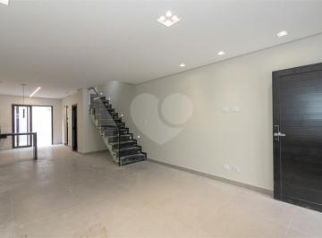 Área de Serviço · Imoveis - na Vila Gumercindo
