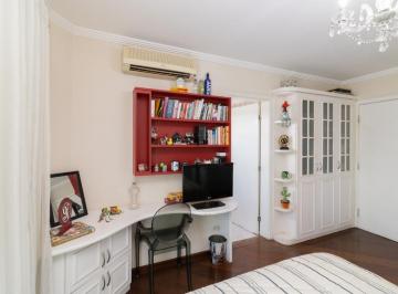 IMG_20260610_105447_000.jpeg · Confortável apartamento para venda em Vila Albertina com 4 quartos, sendo 2 suítes, 172m² - samuelmi