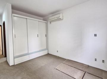 DSC_20260806_090526_000.jpeg · Funcional sobrado para venda em Jardim Santa Inês com 3 quartos, sendo 1 suíte, 139m² - remaxmamede#