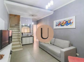 a160e8a431f9d84a87b4c923191cdaf085e61eb6 · Casa 2 suites Ar condicionado 1 vaga Chacara Santo Antonio Venda