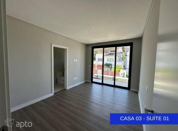 Casa Venda de 3 quartos · Casas à venda em Vila Nova, Porto Belo | 3 quartos com 160 m²