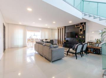 Casa · 243m² · 3 Quartos · 4 Vagas · Casa com 3 dormitórios à venda no São Braz por R$
