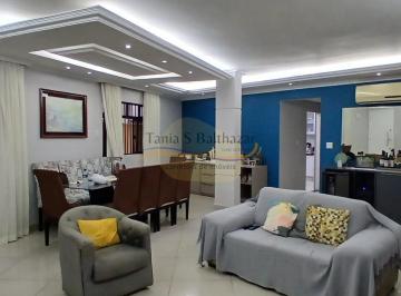 Casa · 207m² · 3 Quartos · 2 Vagas · Casa Sobreposta Baixa - Ponta da Praia, em Santos/SP.
