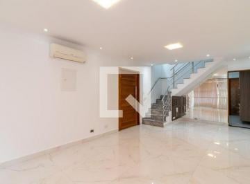 Sobre o imóvel: imóvel decoração por arquiteta, porcelanato italianoPortão eletr · Casa para Aluguel - Água Fria, 3 Quartos, 197 m2 - São Paulo