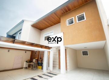 Casa · 252m² · 4 Quartos · 3 Vagas · Amplo Sobrado de 4 quartos no Afonso Pena com 252m² e Espaço Gourmet Completo |
