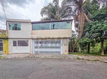Casa · 85m² · 3 Quartos · 3 Vagas · "Seu Sobrado dos Sonhos no Vista Verde, São Paulo"