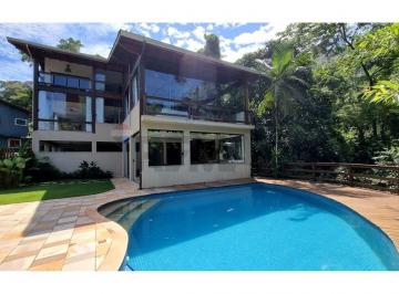 Casa · 320m² · 4 Quartos · 4 Vagas · Poucas casas oferecem esse nível de exclusividade na melhor localização em Juquehy