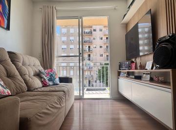 Apartamento de 3 quartos, Porto Alegre · Apartamento com três quartos e vaga escriturada