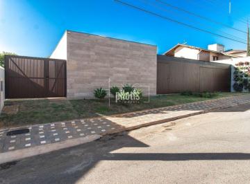 Casa · 380m² · 4 Quartos · 2 Vagas · SHIS Qi 19