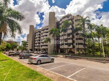 Apartamento · 247m² · 4 Quartos · 2 Vagas · SQN 107 Vista livre!!