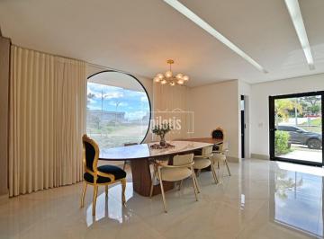 Casa · 400m² · 6 Quartos · 3 Vagas · Luxo e Exclusividade no Máxximo Garden